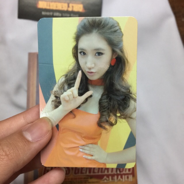 SNSD HOOT ALBUM PC YURI