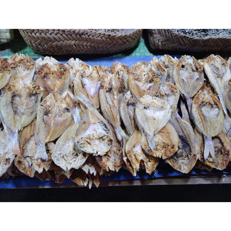 

ikan asin katamba 1kg