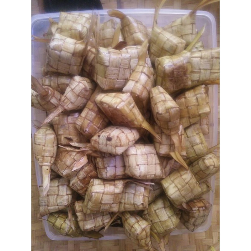 

ketupat ketan santan (20) biji