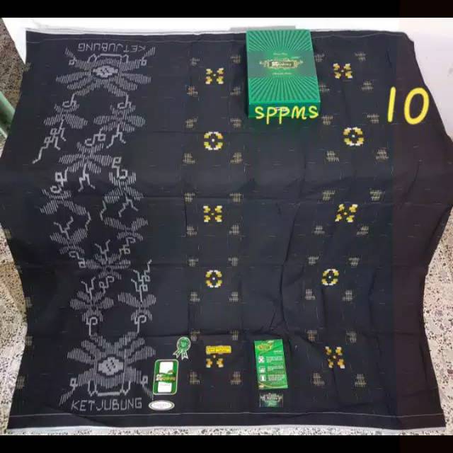 Sarung Ketjubung SPP benang Sutra-mercerized grade green