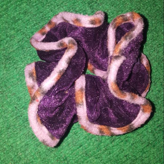 Tali rambut ungu preloved