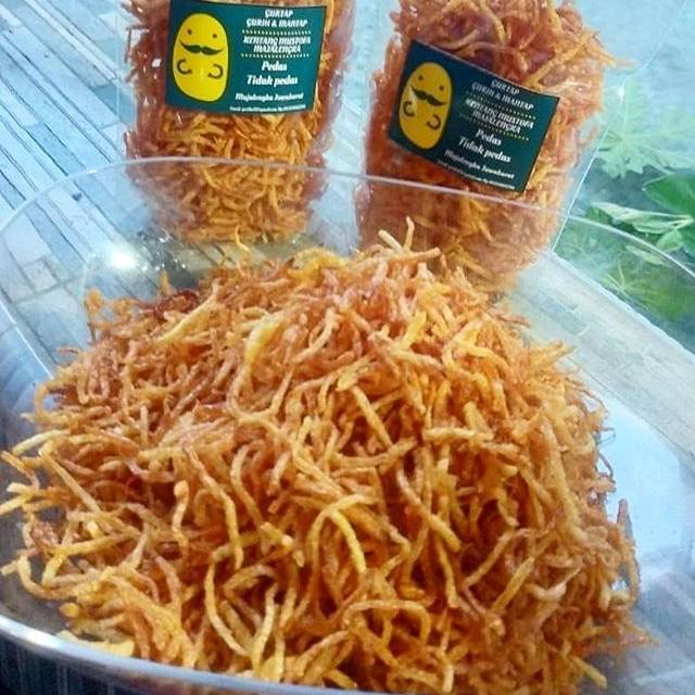 

Mustofa kentang tersedia rasa pedas dan manis