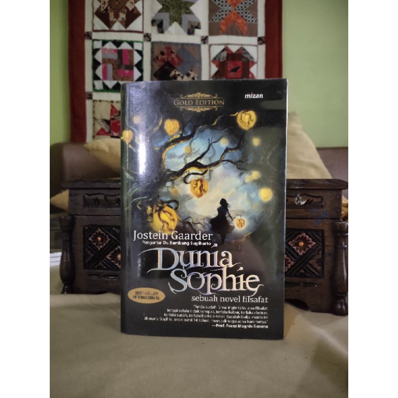 Preloved Novel Original Dunia Sophie Gold Edition Jostein Gaarder