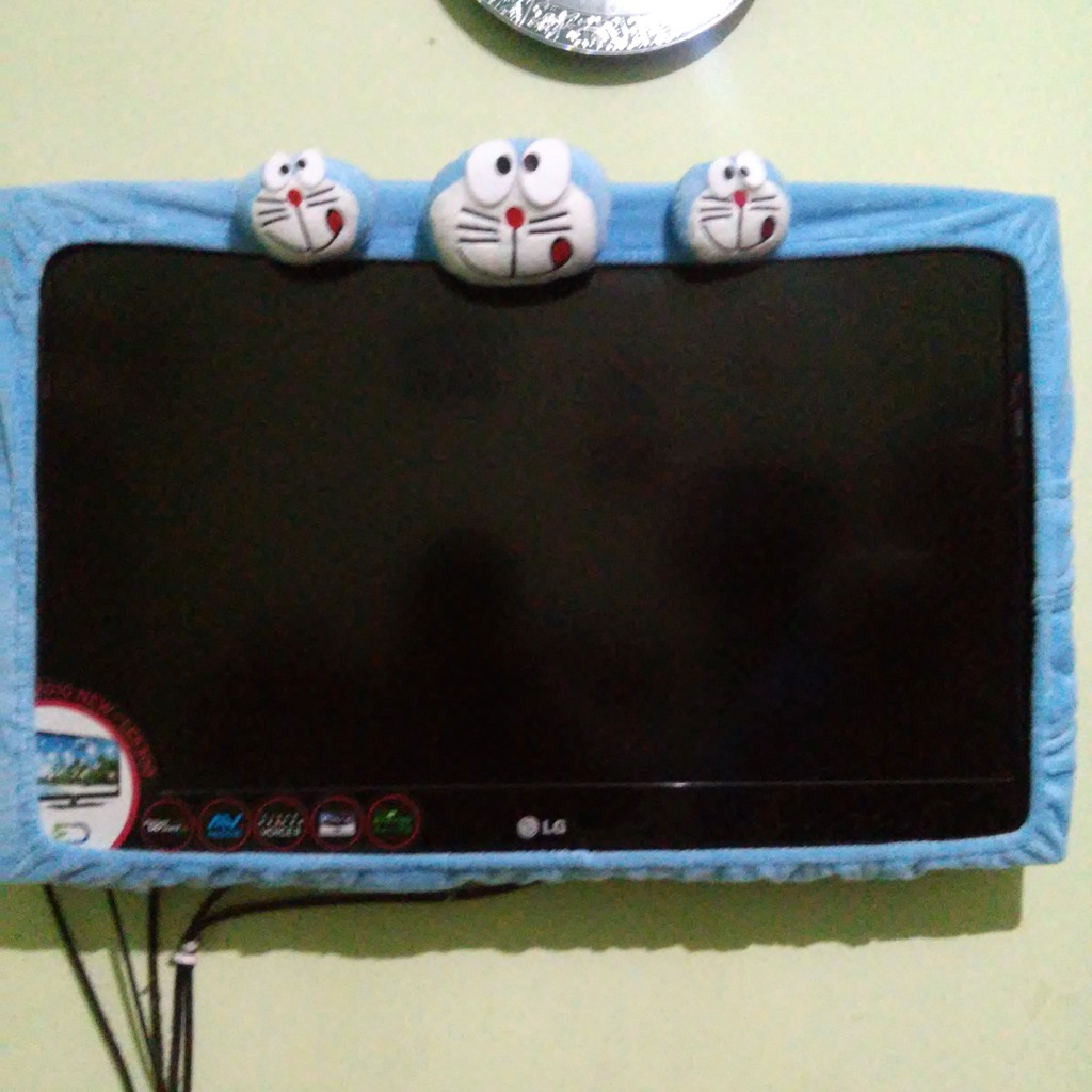 Bando TV (maks 32inch) doraemon