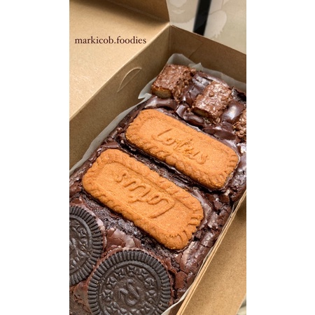 

Shiny Crust Brownies MEDIUM @markicob.foodies