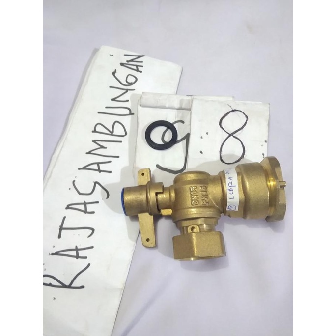 

Ballvalve Water Meter 25 Mm X 0.75 Inch Pom Lockable Angle Valve Yuta