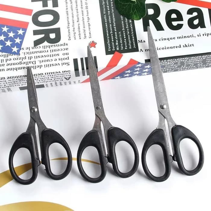 

Gunting Kertas Hitam Stainless