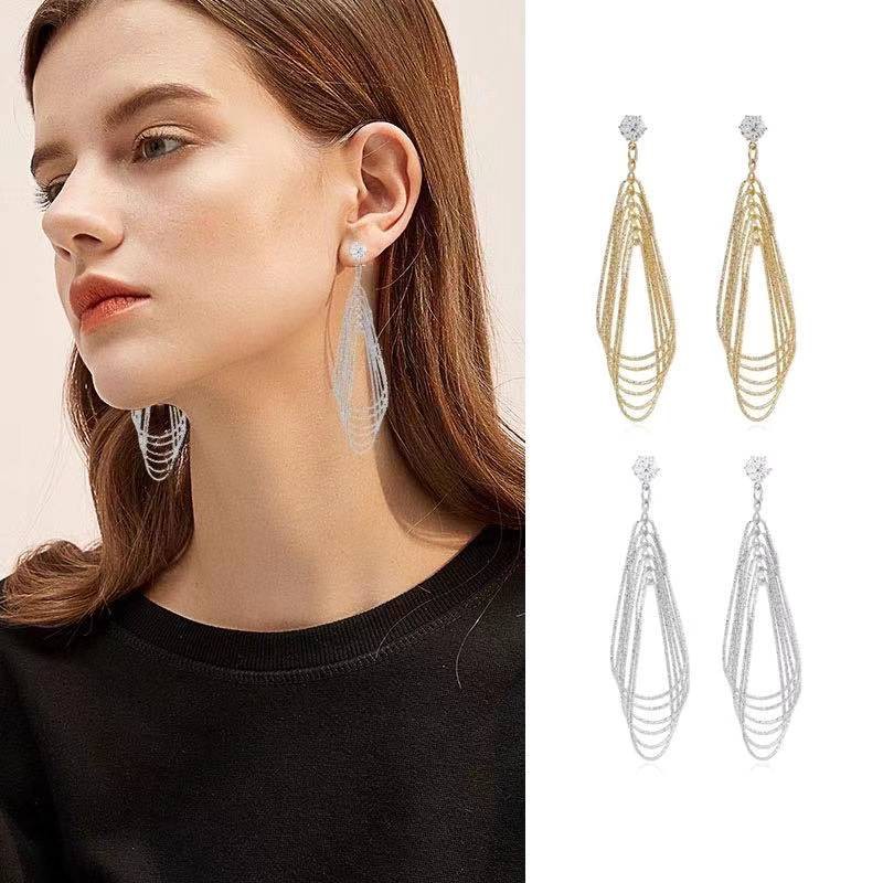 Anting Panjang Gaya Fashion