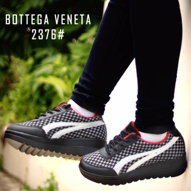 BEW ARRIVAL SEPATU BOTTEGA VENETA