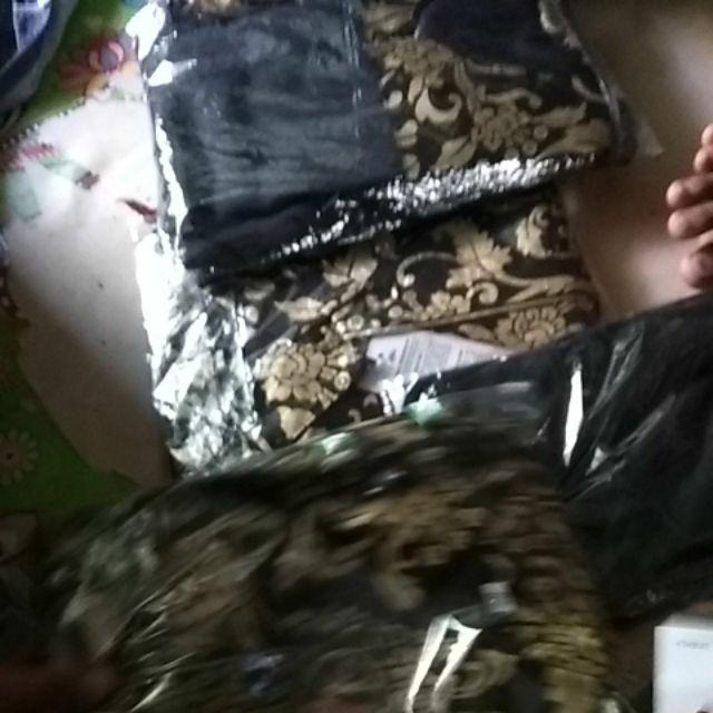 Couple 2620 Prada Bakung.hem M L Xl Xxl.gamis Mix Balotelli Ld 100.anak 1-12 Tahun.batik Pekalongan