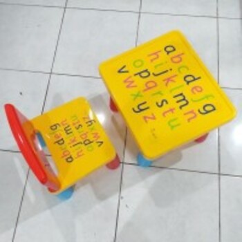 1 set meja makan Kursi Anak/Meja Belajar Anak + Kursi Set 40X35cm OK***