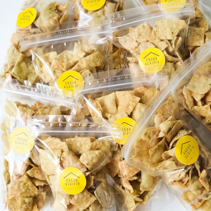 

TERLARIS Pasar Keripik Pangsit Bawang 135g