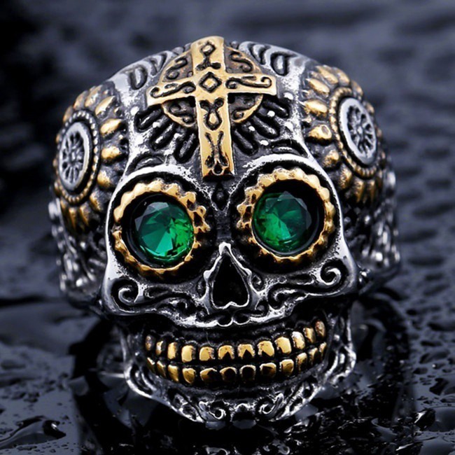 SEUSUK Cincin Motif Ukir Tengkorak Warna Hijau Gaya Retro Punk Rock untuk Pria COD