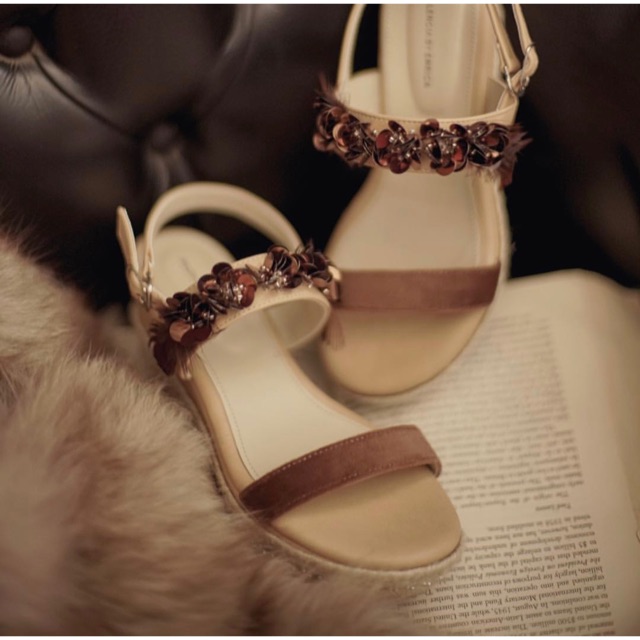 Brand NEW Carie Wedges Valencia by Enrica