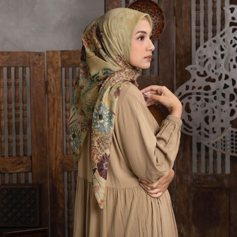 Hijab Segi Empat Motif  Lasercut MS Hijab /kerudung motif terbaru Jilbab Voal motif terlaris Jilbab deeka-Ms 08