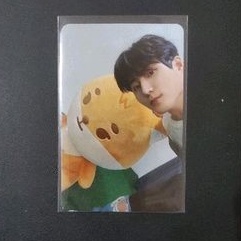 pc youngk day6 beyond live badge photocard