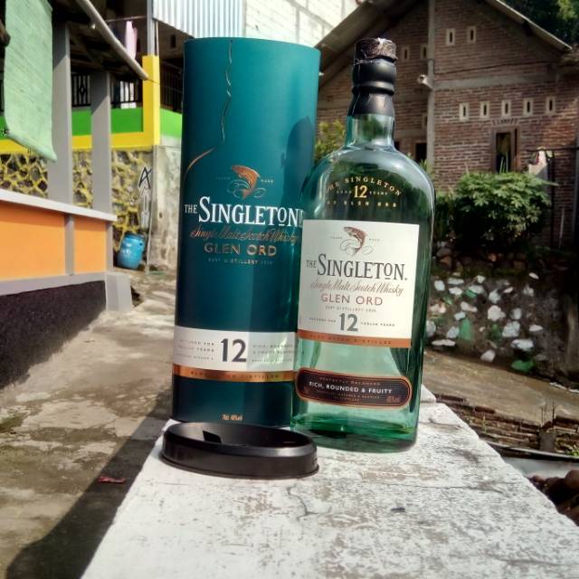 botol bekas miras singleton