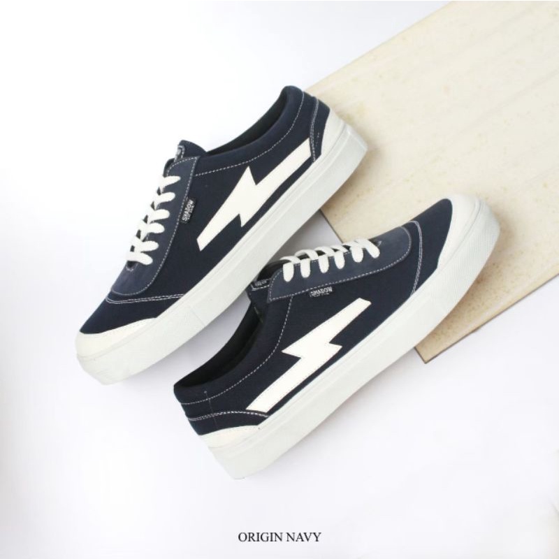 SEPATU SEKOLAH/KULIAH PRIA WANITA FASHION NONGKRONG JALAN SANTAI - SNEAKER PRIA DEWASA KUALITAS PREMIUM