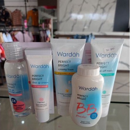 Paket Bundling Wardah Perfect Bright Series