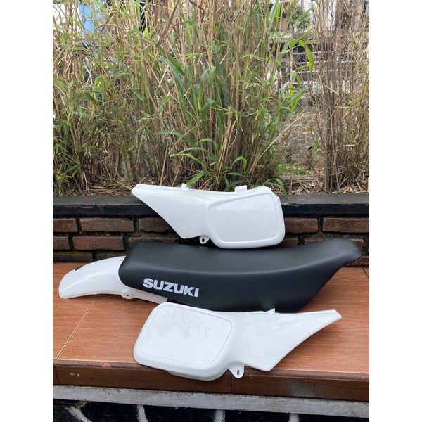 BODY SET SUZUKI TS 125