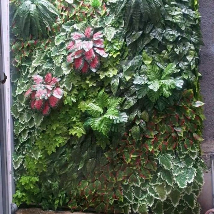 Vertikal garden sintetis dan alami Vertikal garden sintetis dan alami