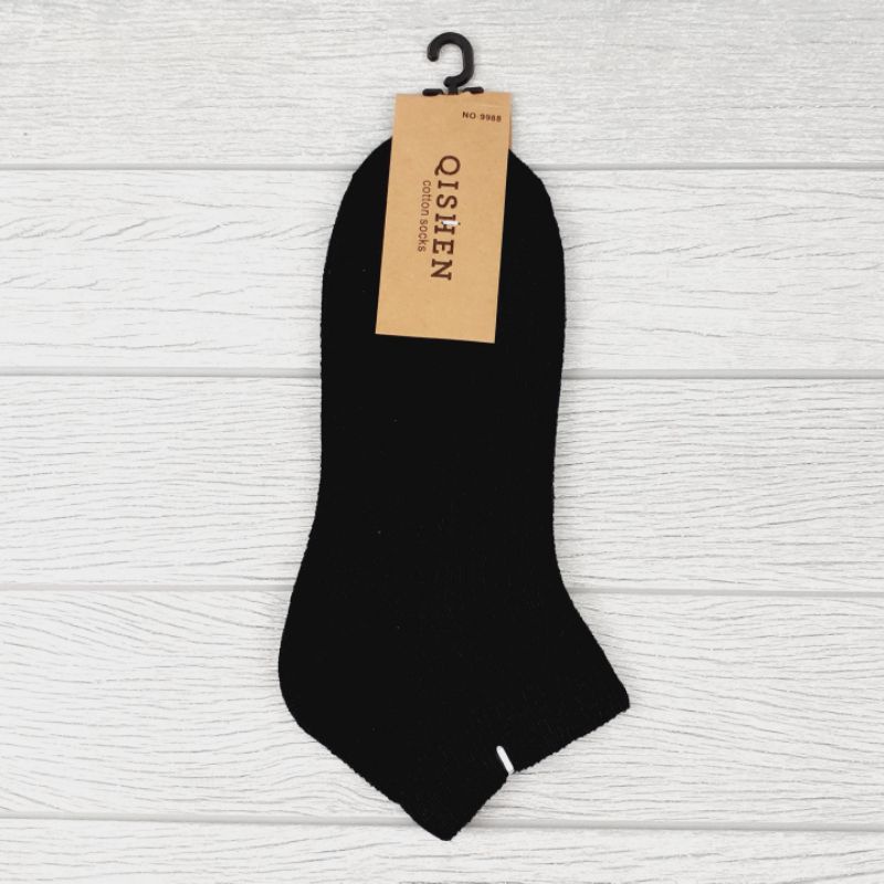 Kaos Kaki Qishen Pendek Polos Katun Mata Kaki Pria Wanita Kualitas Bagus Halus Lembut Nyaman Dipakai Olahraga Sport Kerja Sekolah Kuliah Qshen Tebal Hitam Putih Semata Kaki Import Quality-Hitam