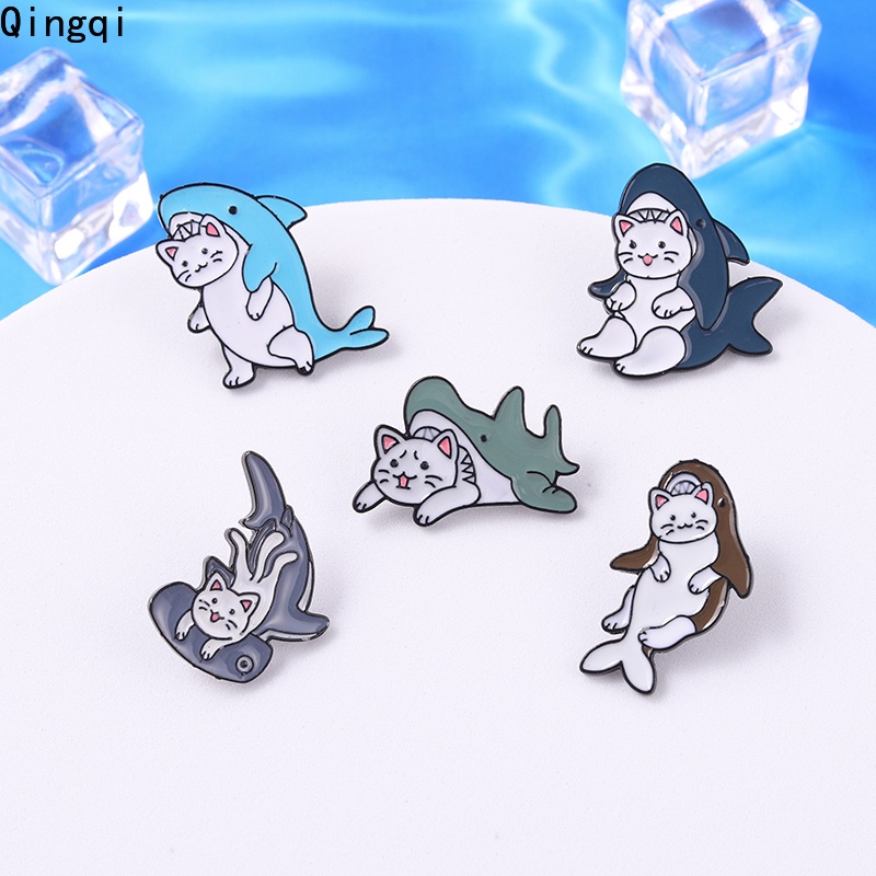 Bros Pin Enamel Desain Kartun Ikan Paus Kucing Ikan Paus Bahan Metal Untuk Kerah Pakaian