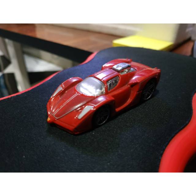Hotwheels Ferrari merah langka loose