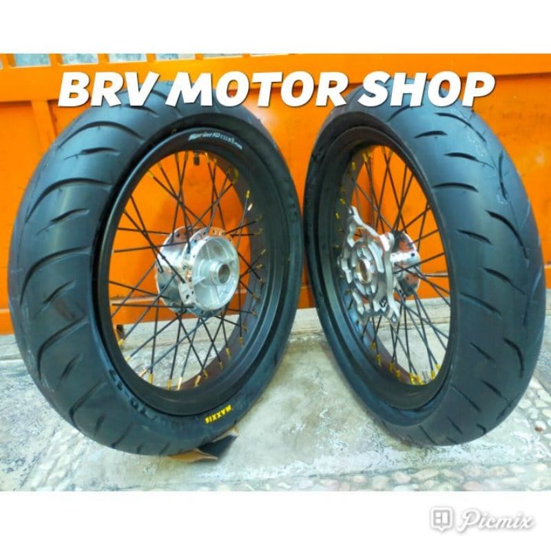 paket velg Supermoto satria Fu ukuran 250+300+17 ban tubles full set