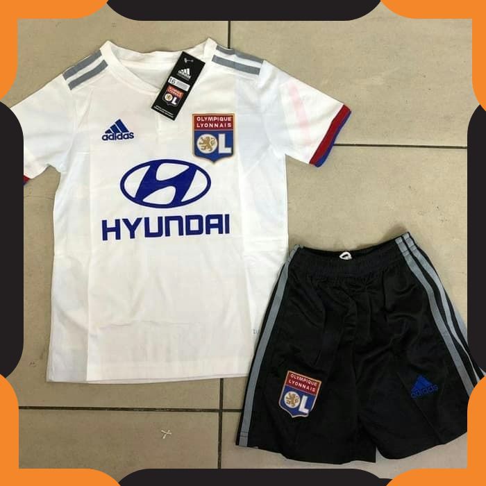 {COD}118  JERSEY BOLA ZIPPER  LYON HOME KIDS 2019 / 2020 MANCHESTER PUTIH LIMITED  GRADE ORI