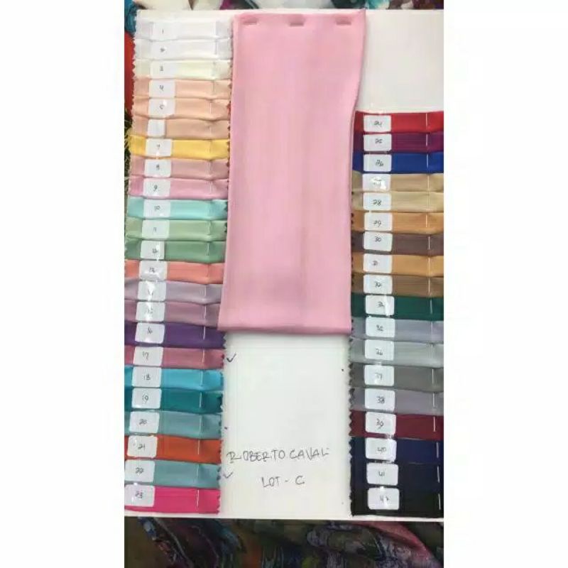 Kain Roberto Cavali Silk Satin