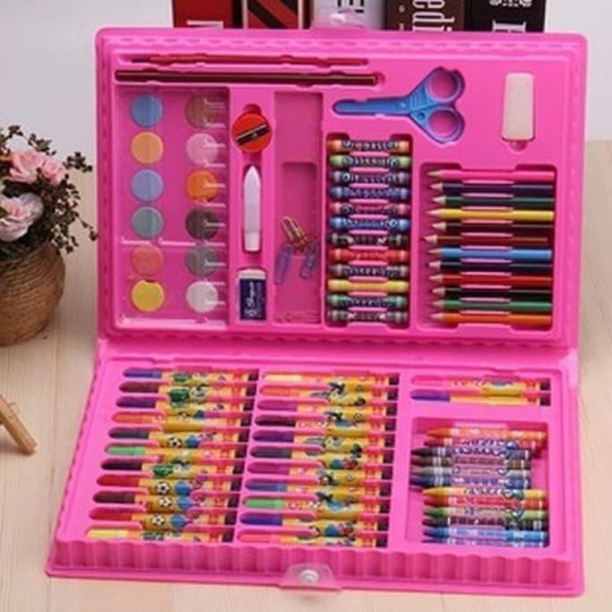 

PAKET ALAT MENGGAMBAR LUKIS MEWARNAI KRAYON CRAYON SET 86PCS TERMURAH