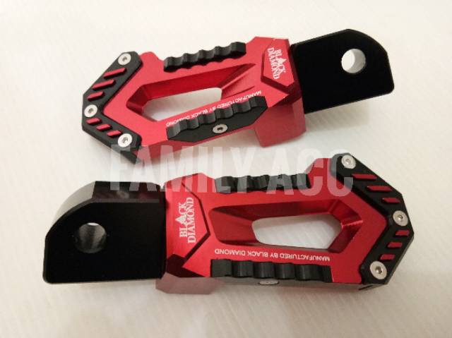 Footstep/ Foot Step Belakang CNC Nmax - Aerox - Lexi - Xmax - Vario 125/150 - Xmax DLL Black Diamond