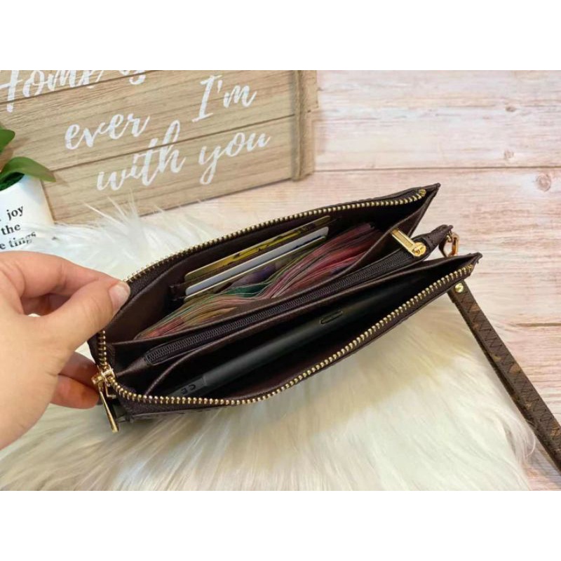 Fashion Pouch Winter 6866 Ready 3 Warna Import Semprem