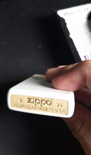 Zippo Matte Warna Putih Grade Ori