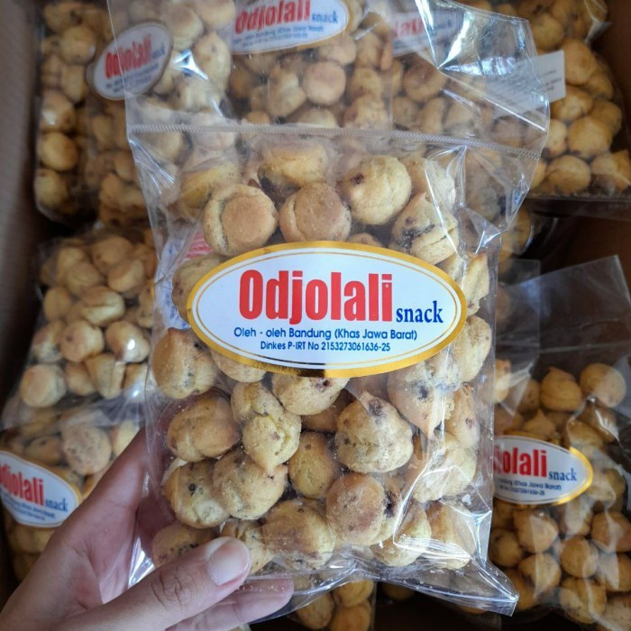 

Snack Kue Soes Kering Coklat Sus Cokelat Odjolali Bandung Gurih