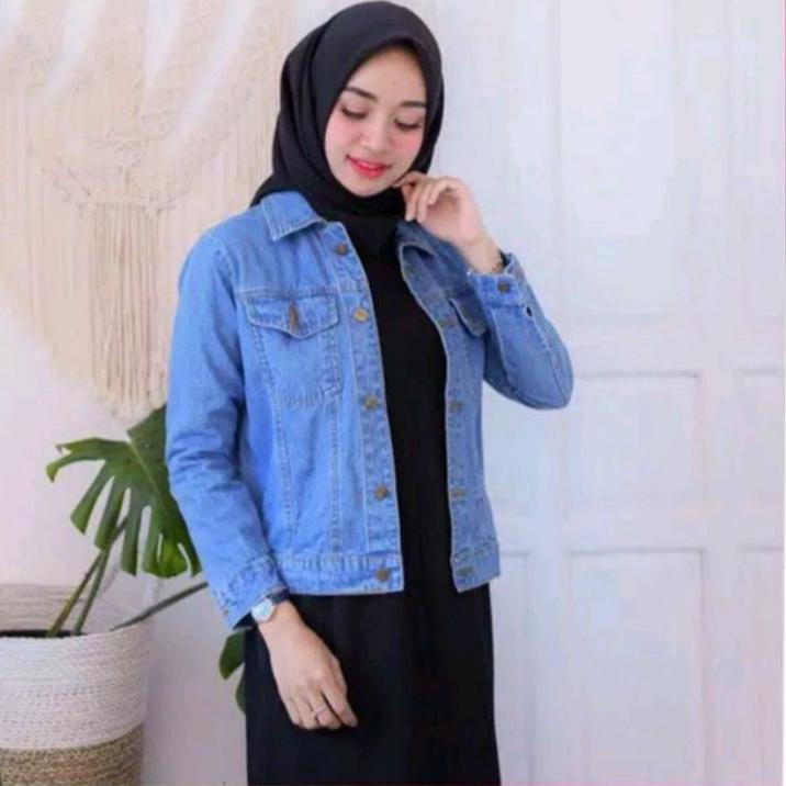 Modern.. JAKET JUMBO WANITA JAKET KEKINIAN JAKET OVERSIZE LD 120  JAKET LEVIS JAKET CROP TOP