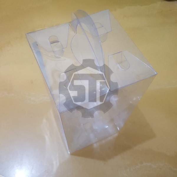 

MIKA KOTAK SOVENIR 10x10x20 cm ISI 50PCS MODEL TAS / SOUVENIR BOX MIKA BOX GELAS BOX BONEKA BOX MUG BOX TERMOS TUMBLER KEMASAN SOUVENIR