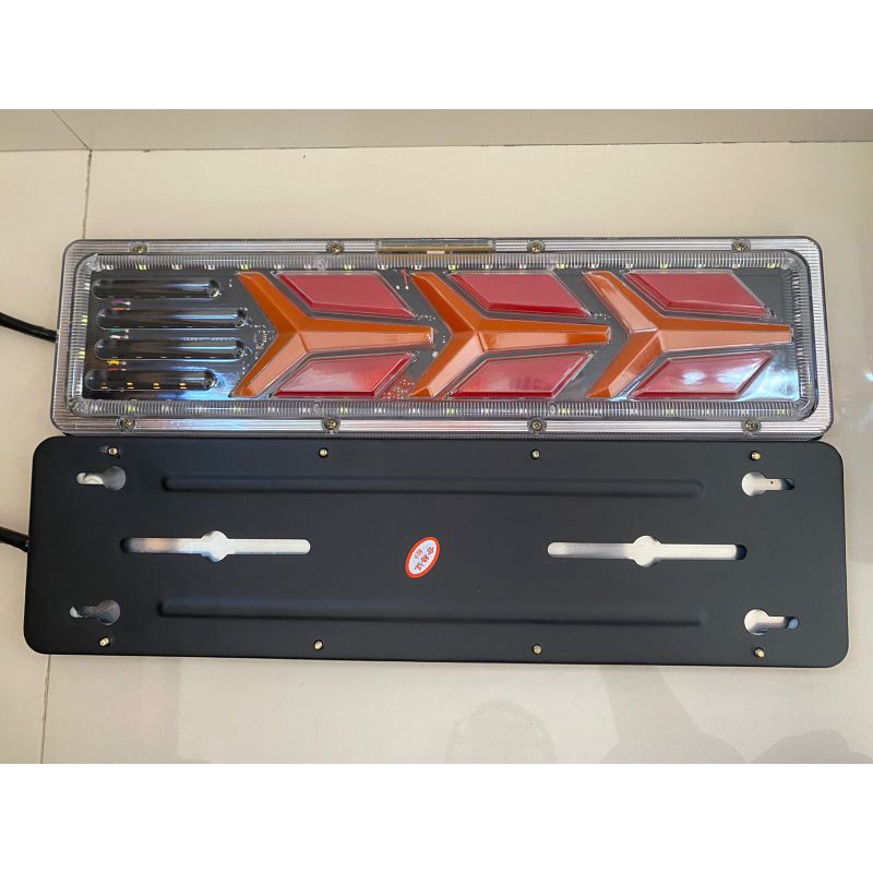 stop lamp lampu truk 24 volt model 3 panah new