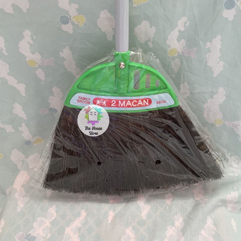 SAPU 2 MACAN FAMILY BROOM KECIL BAHAN INJUK