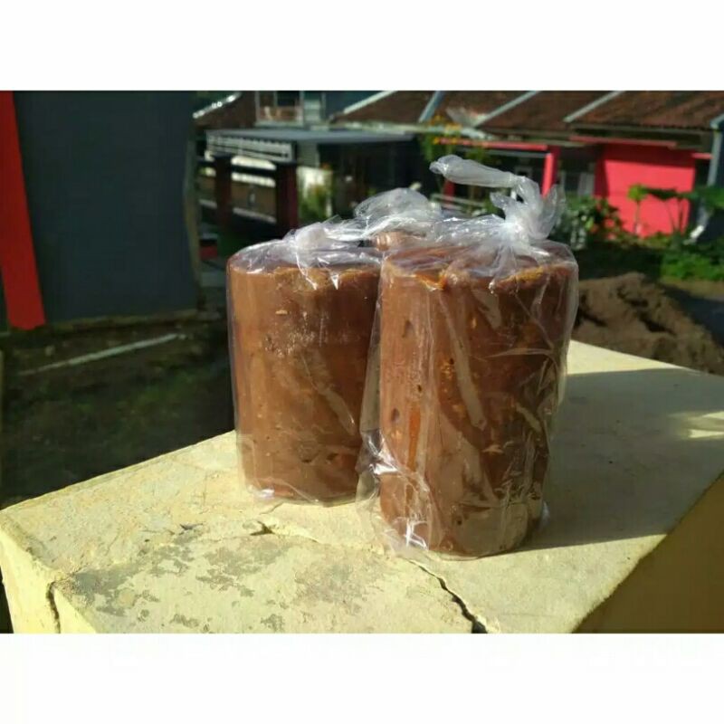 

Gula aren atau gula merah 500 gram