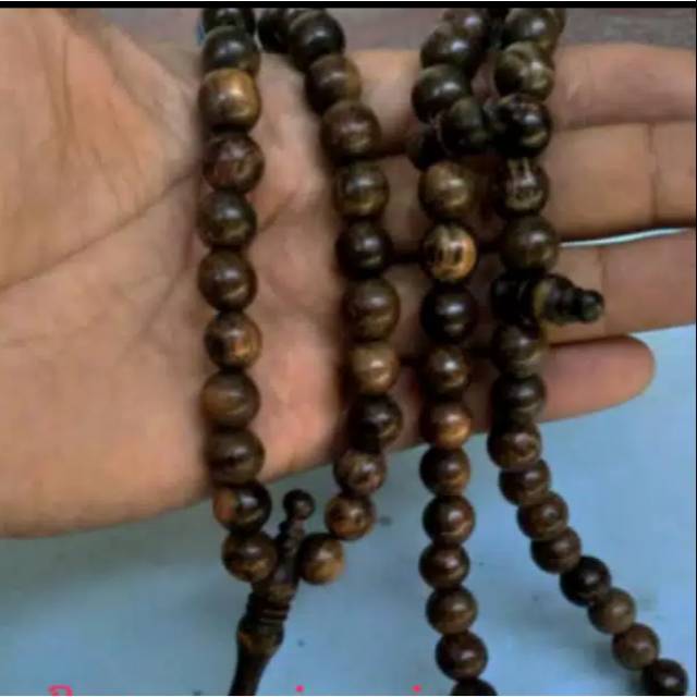 Tasbih kayu gaharu super  10 mm gaharu asli gaharu 99