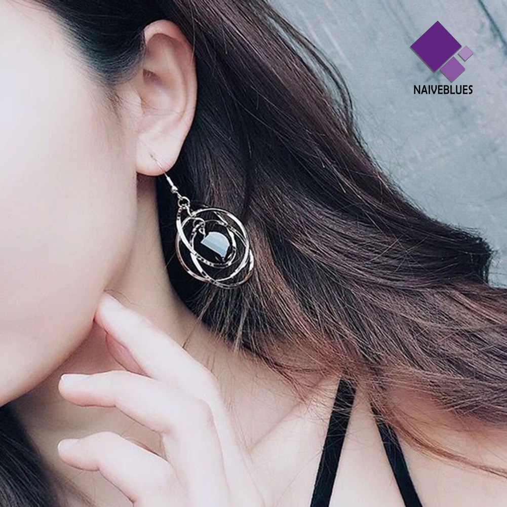 Naiveblue &gt; Anting Kait Gantung Wanita Desain Lingkaran Hollow Gaya Elegan Untuk Pesta