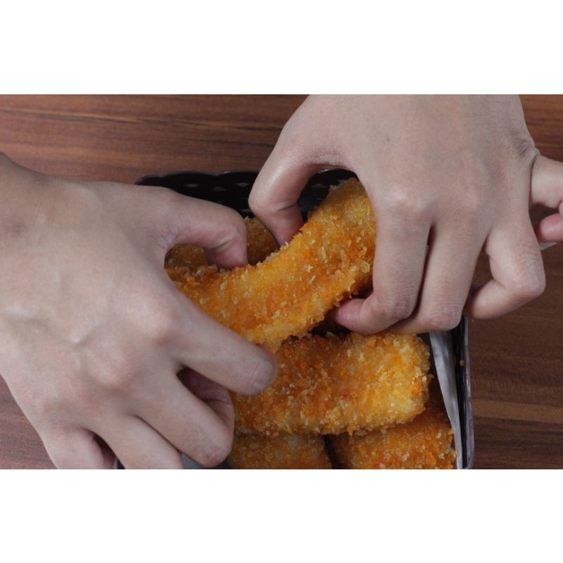 

(new product) Frozen Risoles sosis sapi mayonaise pedas manis murah