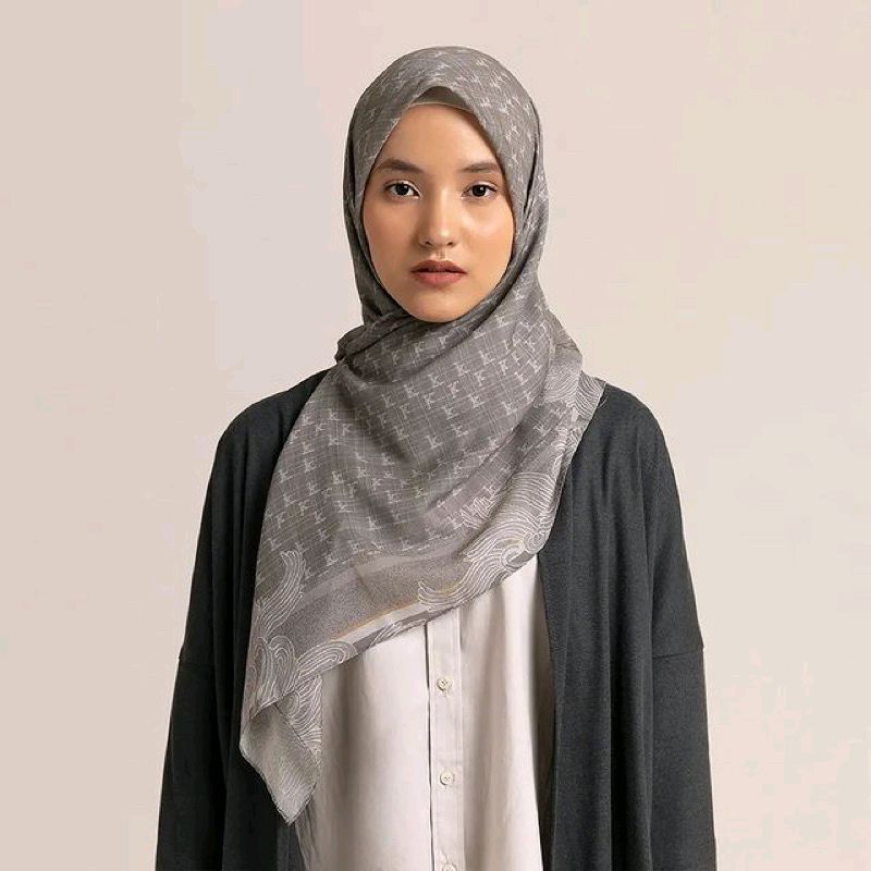 HIJAB SEGIEMPAT WANITA TERBARU 2022| HIJAB TRENDY KEKINIAN| HIJAB SEGIEMPAT PREMIUM SCRAF MONOGRAM O
