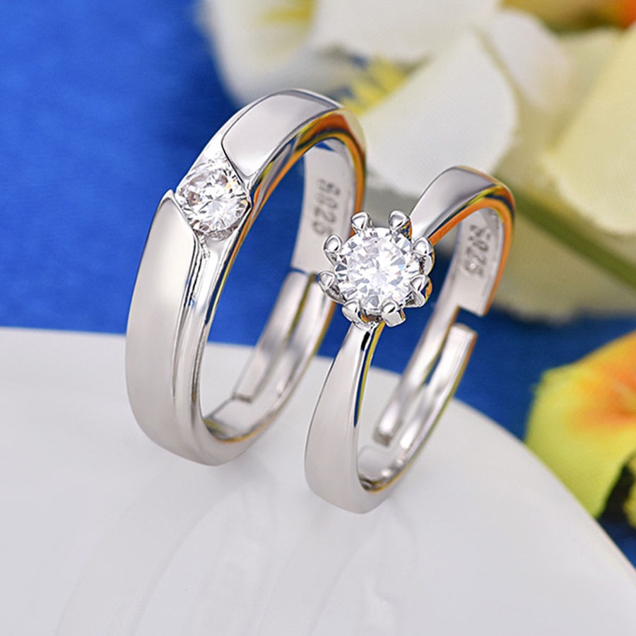 Cincin Silver Platinum Hias Kristal Berlian Untuk Pria / Wanita