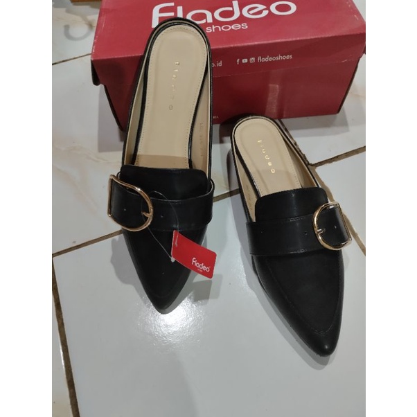 Fladeo sepatu wanita