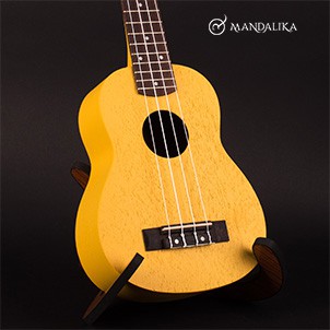 Ukulele Soprano Warna Kuning MERK MANDALIKA CERTIFIED QUALITY - Banana Yellow