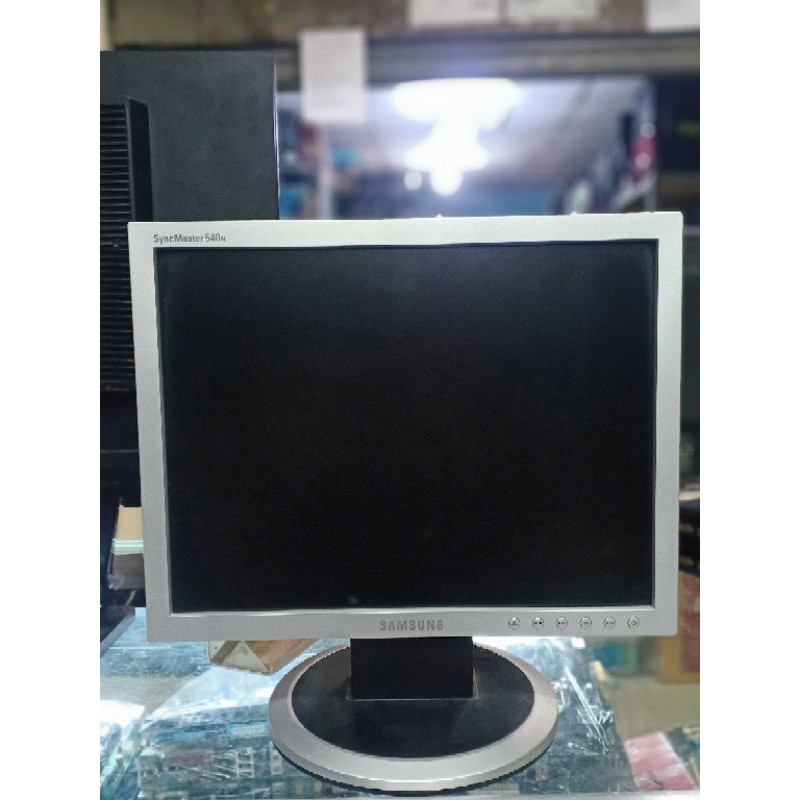 MONITOR LCD SAMSUNG 15 INCH KOTAK