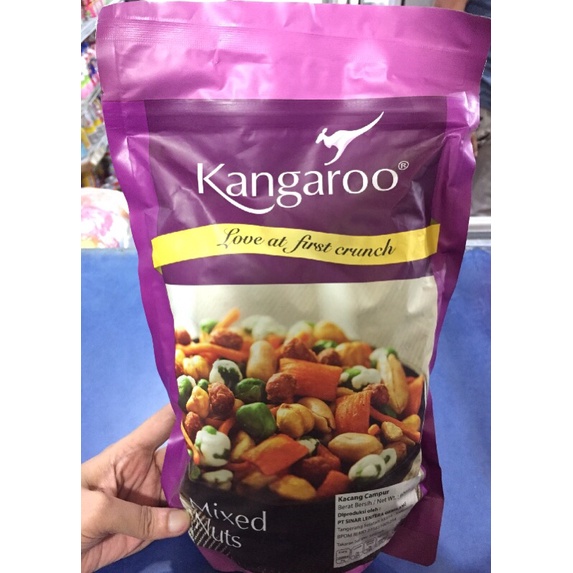 

Kangaroo Kacang Campur 600gr